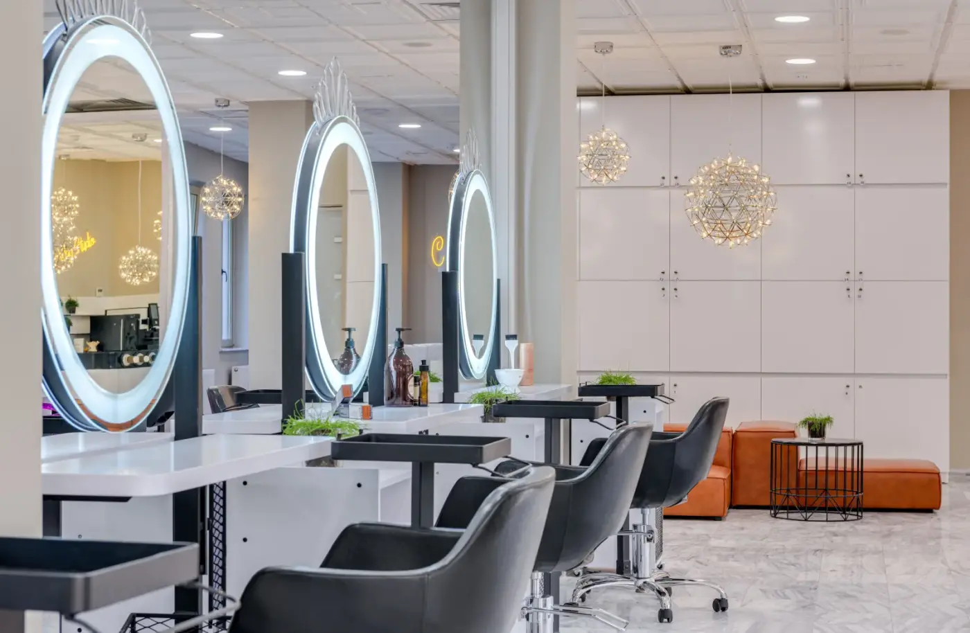 Layer Salon CRM dashboard